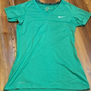 Nike Pro Women's Dri-Fit V-Neck Green Tee